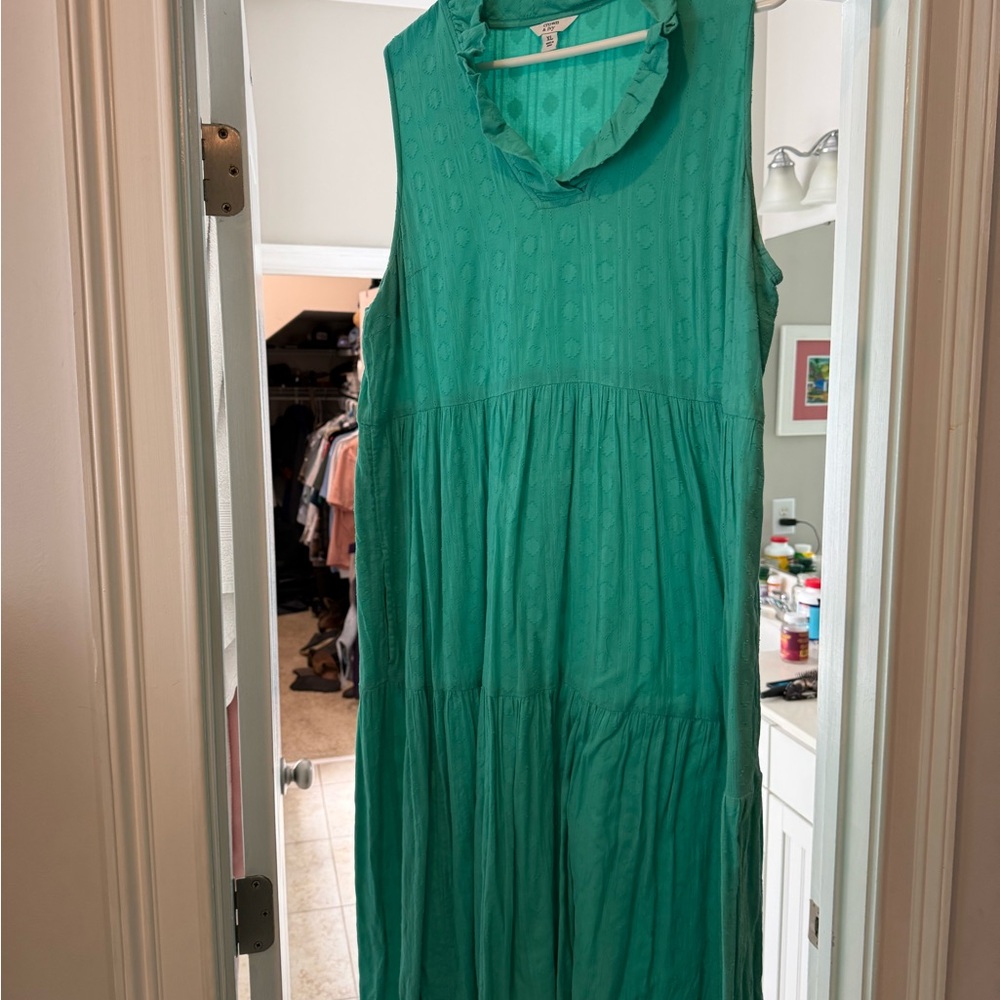 Sleeveless Green Dress